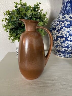Vintage Frankoma jug pattern 835. American Vintage Oklahoma ware